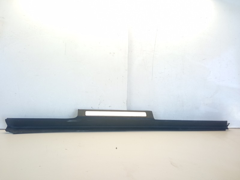 Recambio de moldura para mercedes-benz clase r (w251) 350 (251.056) referencia OEM IAM A2516800135  