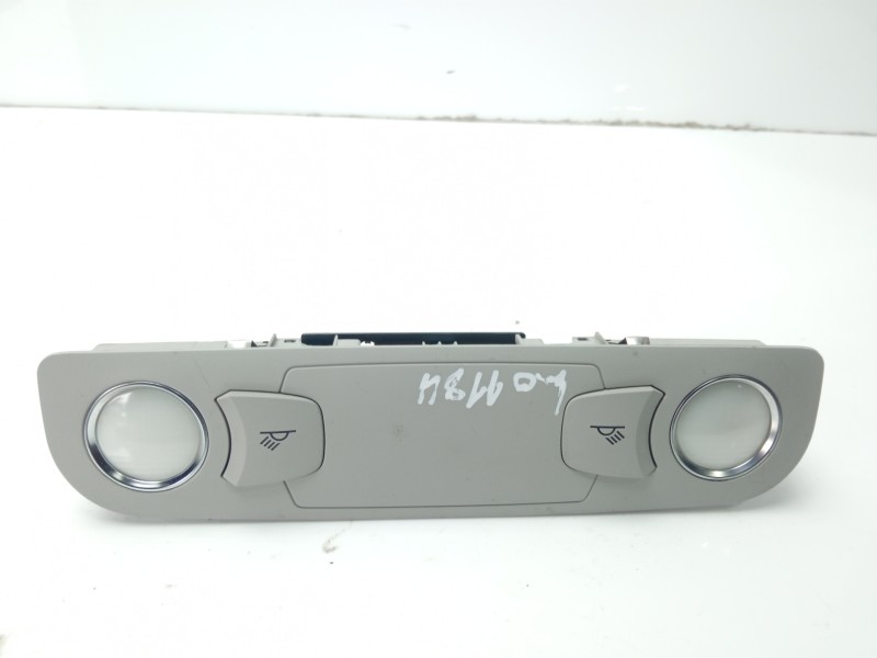 Recambio de luz interior para audi a6 allroad quattro (4fh) 2.7 tdi referencia OEM IAM 4L0947111B  