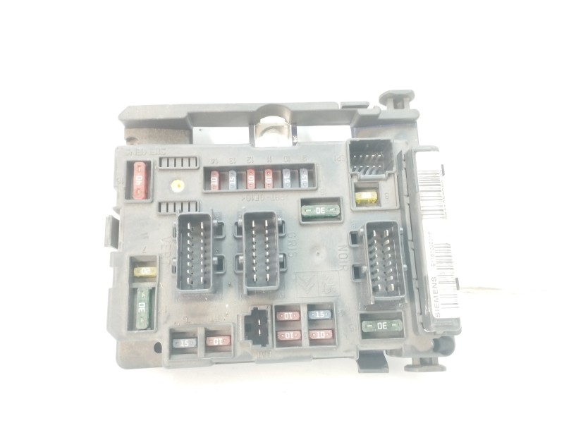 Recambio de caja reles / fusibles para citroën c5 berlina 2.0 hdi referencia OEM IAM 6580H6 964125808000 