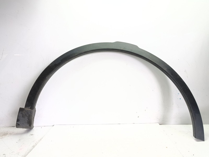 Recambio de aletin delantero derecho para land rover discovery sport (l550) 2.0 d 4x4 referencia OEM IAM LR061972  