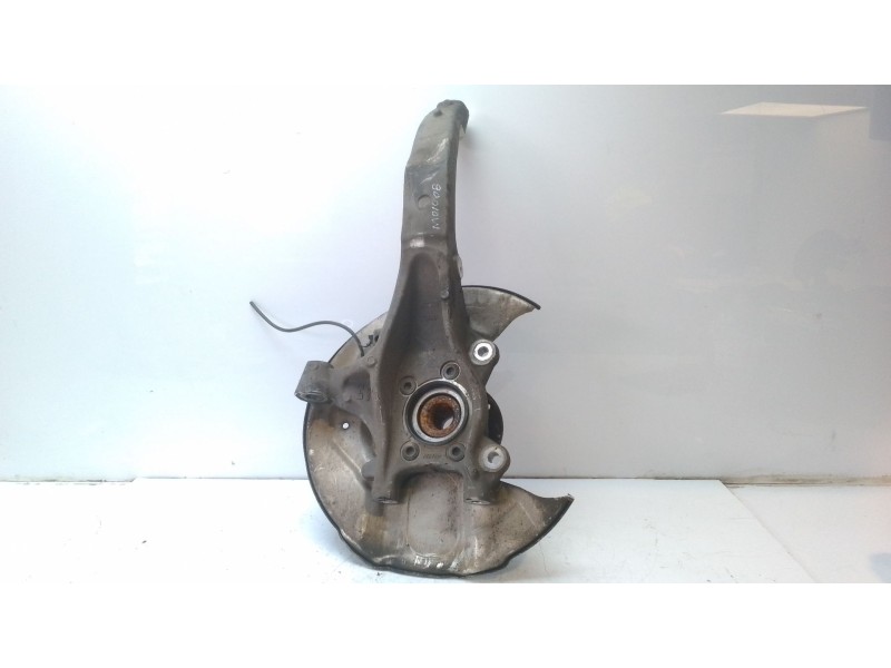 Recambio de mangueta delantera izquierda para volvo xc90 2.0 turbo cat referencia OEM IAM 31476878  