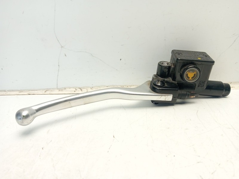 Recambio de bomba freno para piaggio (vespa) vespa 125ie 3v primavera referencia OEM IAM CM074907  