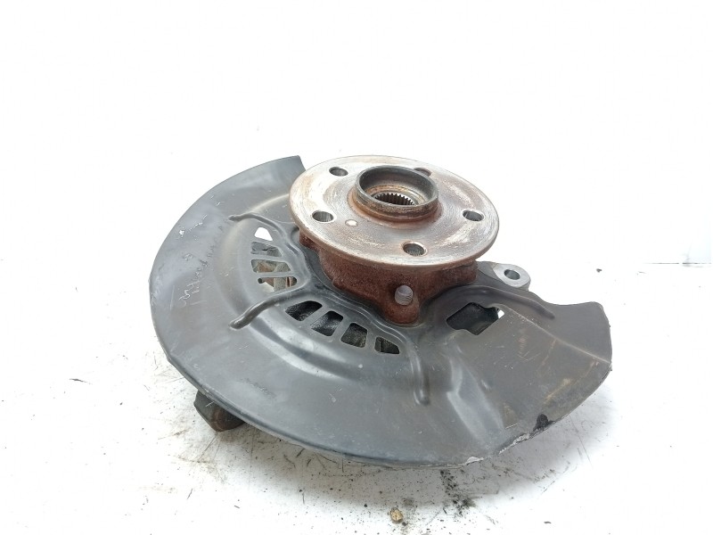 Recambio de mangueta delantera derecha para toyota rav 4 executive hybrid referencia OEM IAM 4321133130  