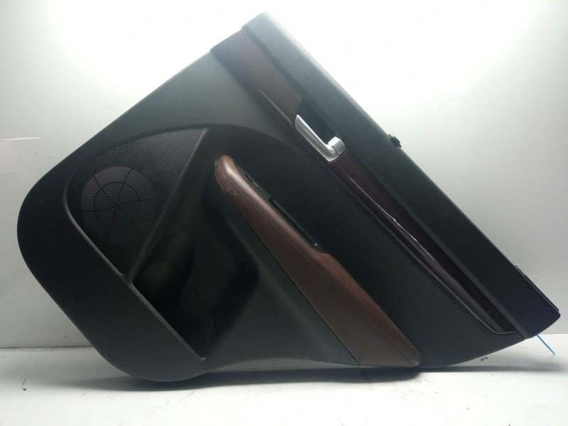 Recambio de guarnecido puerta trasera derecha para kia sorento referencia OEM IAM 833022P790ALU 935802P710VA 