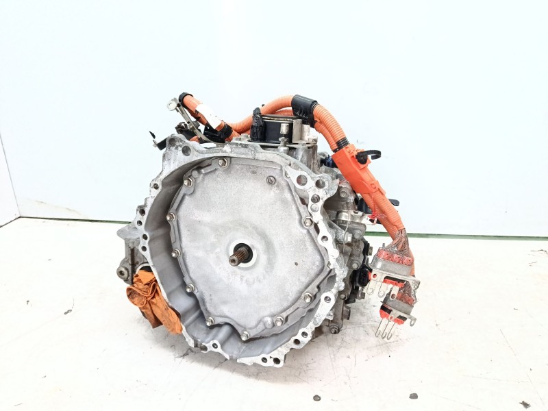 Recambio de caja cambios para toyota yaris 1.5 16v cat referencia OEM IAM 3090052010  