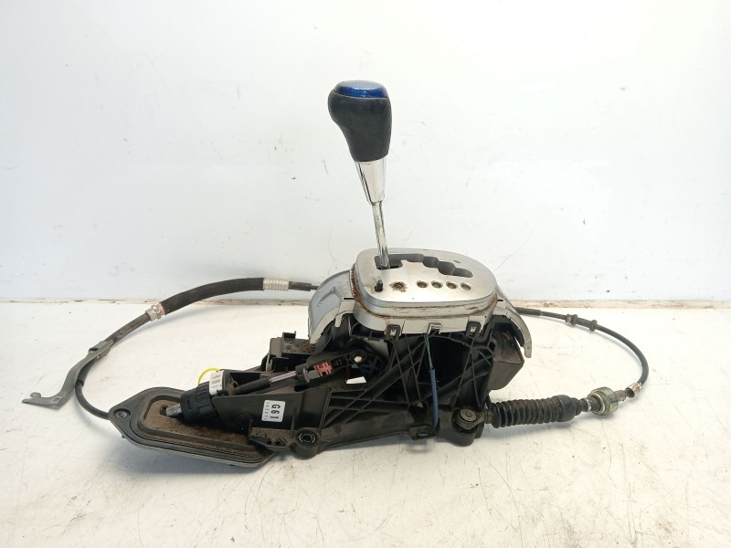Recambio de palanca cambio para toyota yaris 1.5 16v cat referencia OEM IAM 3356052590  