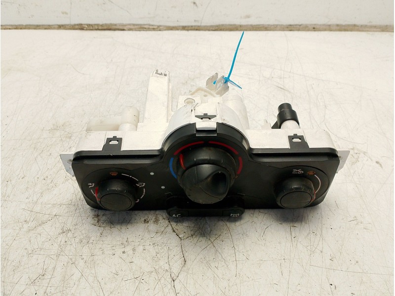 Recambio de mando climatizador para renault clio iii exception referencia OEM IAM 7701070473 69597003 030967w