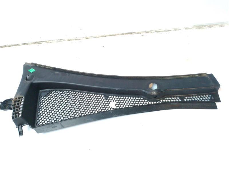 Recambio de molduras delanteras para peugeot 2008 (--.2013) active referencia OEM IAM 96733027XT  