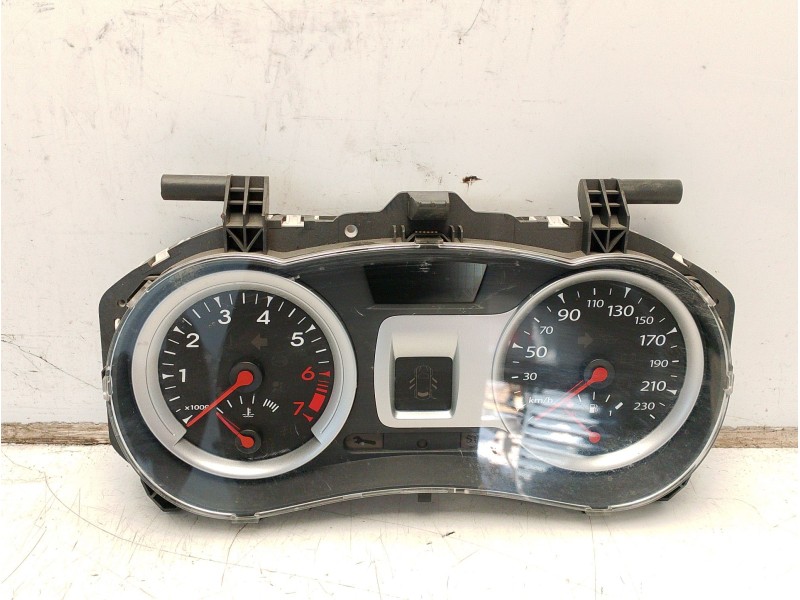 Recambio de cuadro instrumentos para renault clio iii exception referencia OEM IAM 8201060305  
