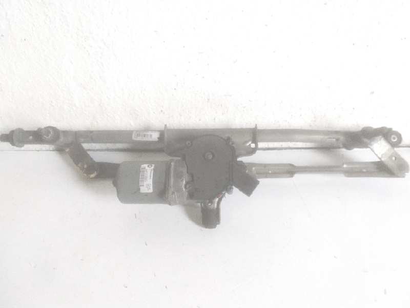Recambio de motor limpia delantero para chrysler grand voyager limited referencia OEM IAM 05113043AA W000002572 