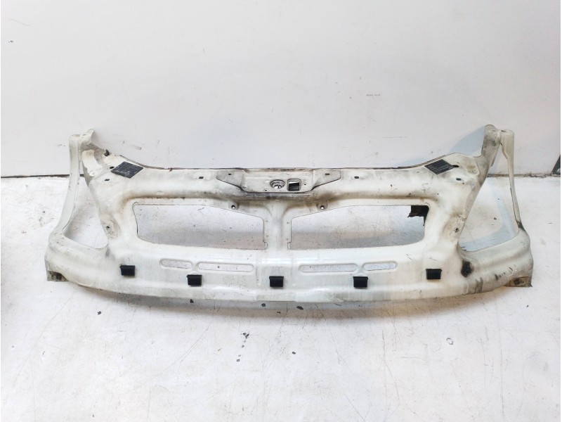 Recambio de panel frontal para iveco daily caja cerrada (2006 =>) 3.0 diesel referencia OEM IAM 3800059  