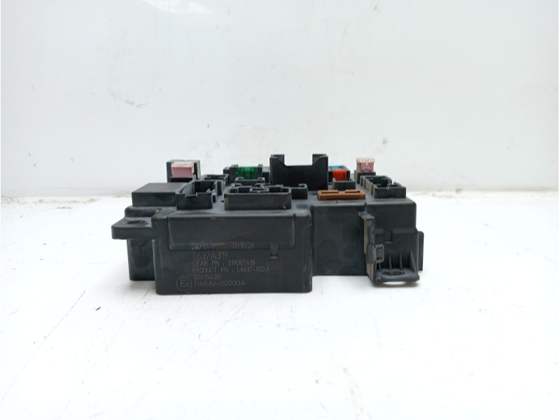 Recambio de caja reles / fusibles para citroën c-crosser xtr referencia OEM IAM 6500FY 8637A319 