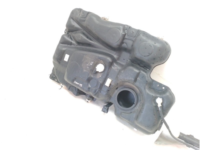 Recambio de deposito combustible para toyota proace 1.6 16v turbodiesel cat referencia OEM IAM 9819327580 9824054280 