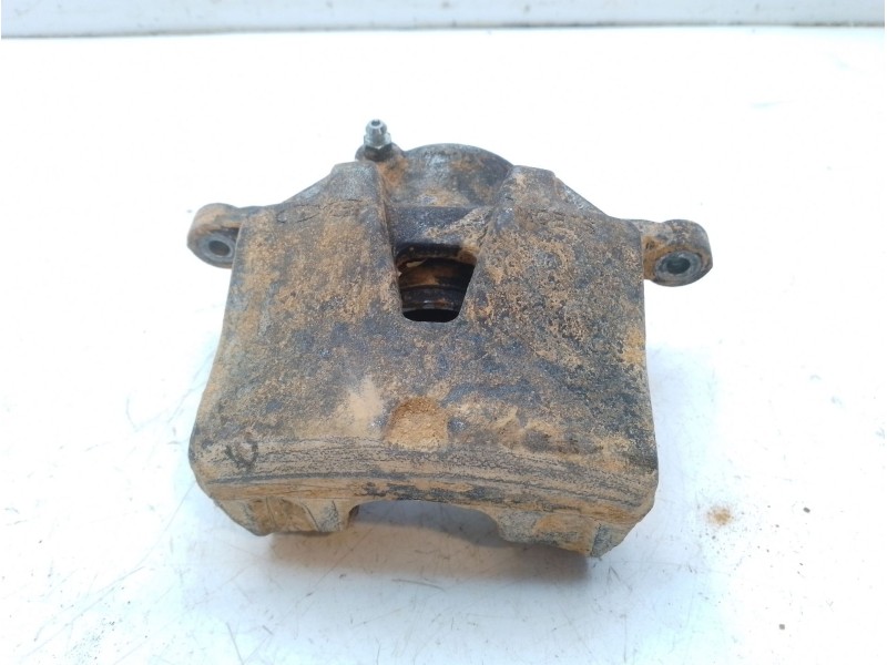 Recambio de pinza freno delantera derecha para hyundai tucson referencia OEM IAM 58130D7500  