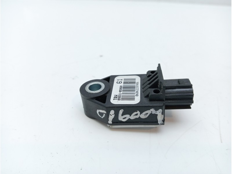 Recambio de sensor para toyota avensis touring sports business advance referencia OEM IAM 8983105060  