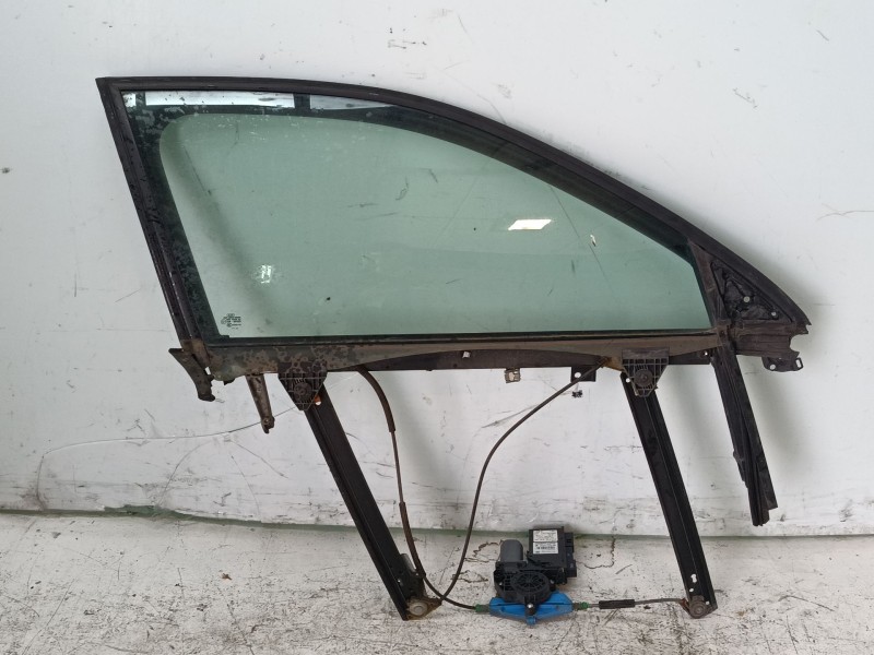 Recambio de elevalunas delantero derecho para audi a4 b7 (8ec) 2.0 tdi 16v referencia OEM IAM 8E0837462C  