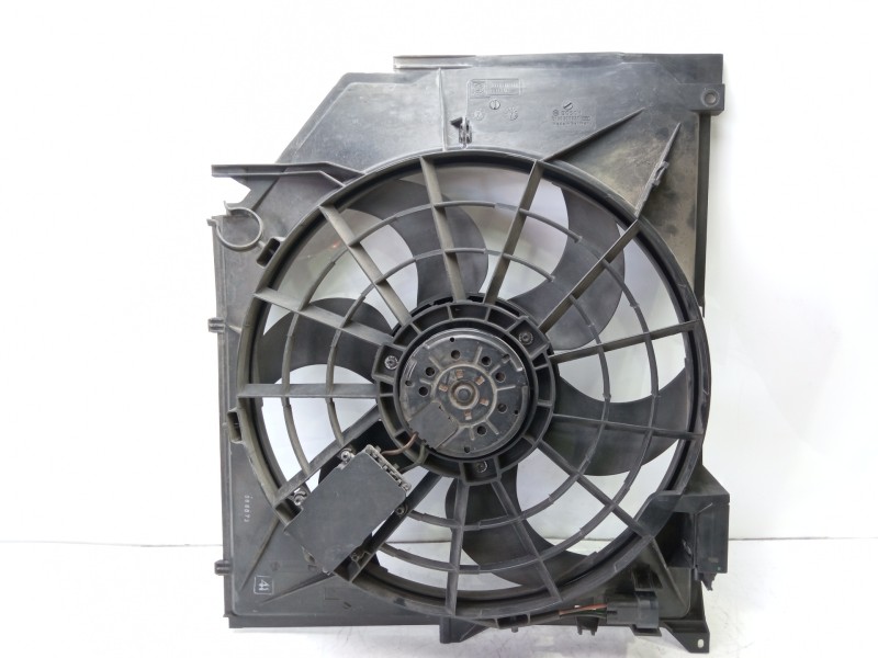 Recambio de electroventilador para bmw serie 3 berlina (e46) referencia OEM IAM 64118391470  