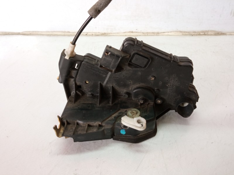 Recambio de cerradura puerta delantera izquierda para bmw serie 3 touring (e46) 320d referencia OEM IAM 30753658  