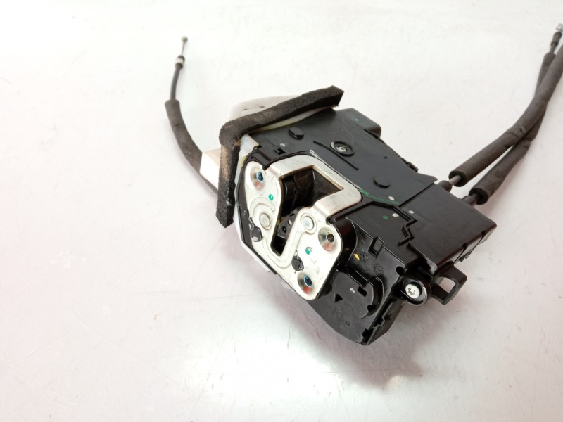 Recambio de cerradura puerta delantera izquierda para hyundai ix35 comfort 2wd referencia OEM IAM 813102Y000  