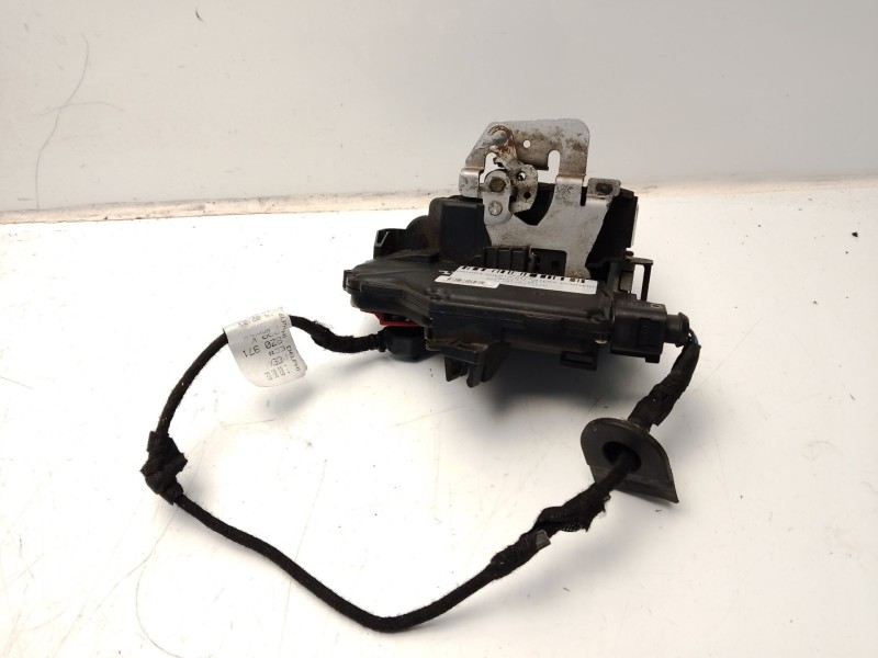 Recambio de cerradura puerta delantera izquierda para audi a2 (8z) referencia OEM IAM a8Z1837015D  