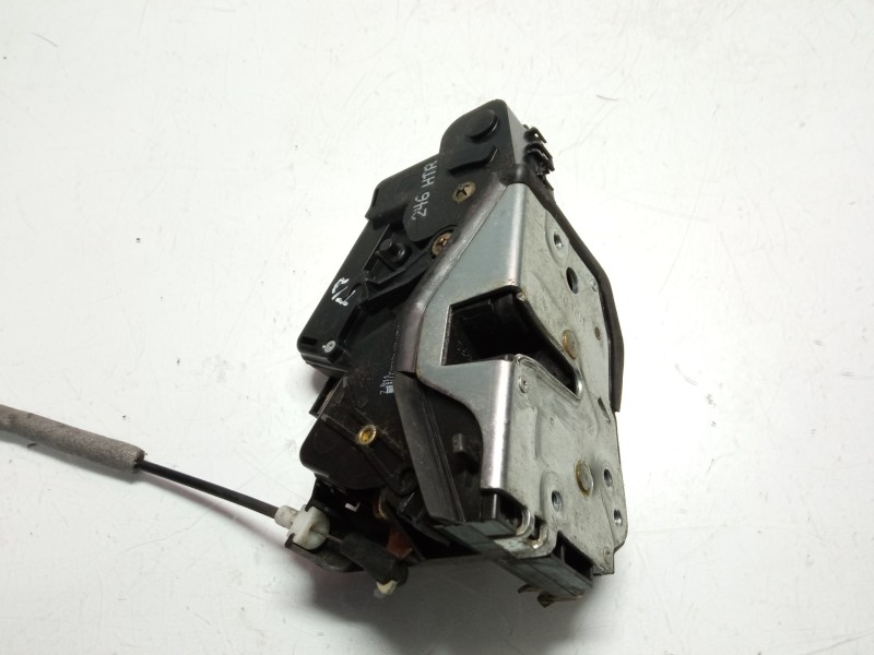 Recambio de cerradura puerta trasera derecha para bmw serie 3 berlina (e46) referencia OEM IAM HTL033  