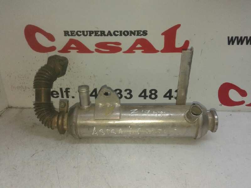 Recambio de valvula egr para opel astra h berlina 1.9 cdti referencia OEM IAM FGP55182589  