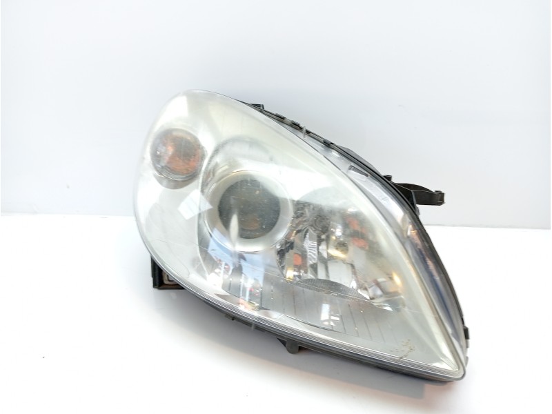 Recambio de faro derecho para mercedes-benz clase b (w245) 200 cdi (245.208) referencia OEM IAM A1698201861  