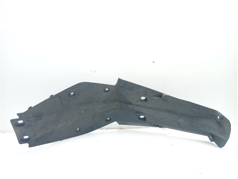 Recambio de moldura para ktm 125 duke referencia OEM IAM 91208019000  