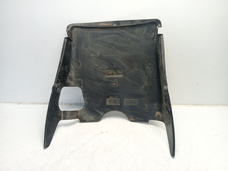 Recambio de moldura para sym jet 14 200 referencia OEM IAM 50611APA0000  