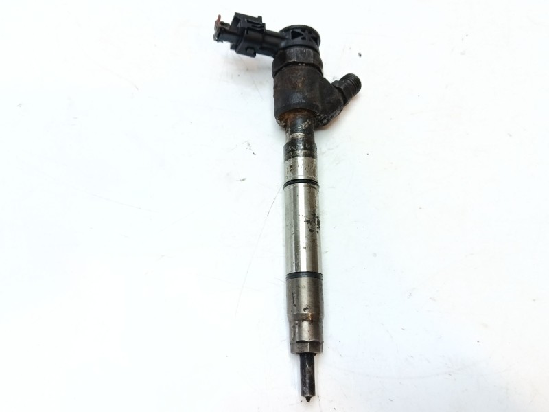 Recambio de inyector para hyundai i40 tecno blue referencia OEM IAM 338002A800  04455110589