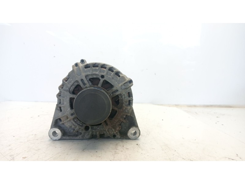 Recambio de alternador para citroën c4 cactus referencia OEM IAM 9810971880  