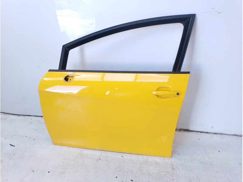 Recambio de puerta delantera izquierda para seat leon (1p1) fr referencia OEM IAM 1P0831055A  