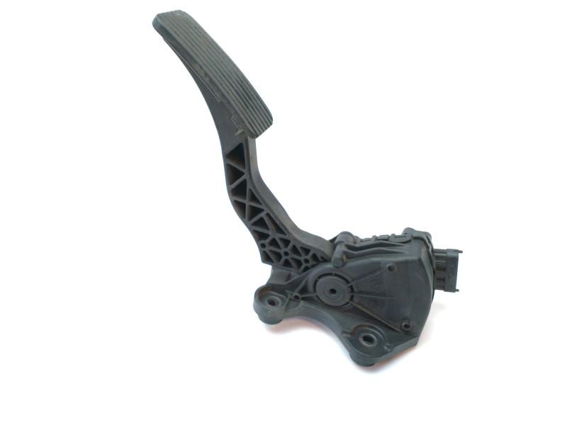 Recambio de pedal acelerador para kia cee´d 1.6 crdi cat referencia OEM IAM 327002H300  