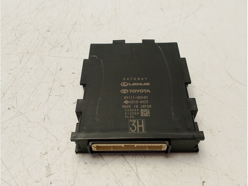 Recambio de modulo electronico para toyota yaris (_p21_, _pa1_, _ph1_) 1.5 hybrid (mxph10) referencia OEM IAM 891110D040  