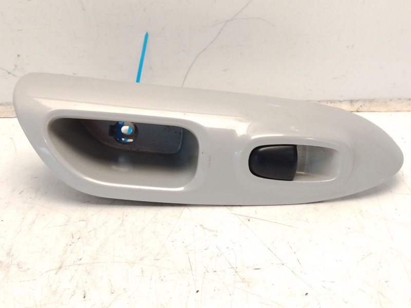 Recambio de mando elevalunas trasero derecho para nissan juke (f15) 1.6 referencia OEM IAM 829601KA2A  