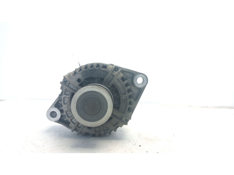 Recambio de alternador para opel vectra c berlina referencia OEM IAM 93169028  