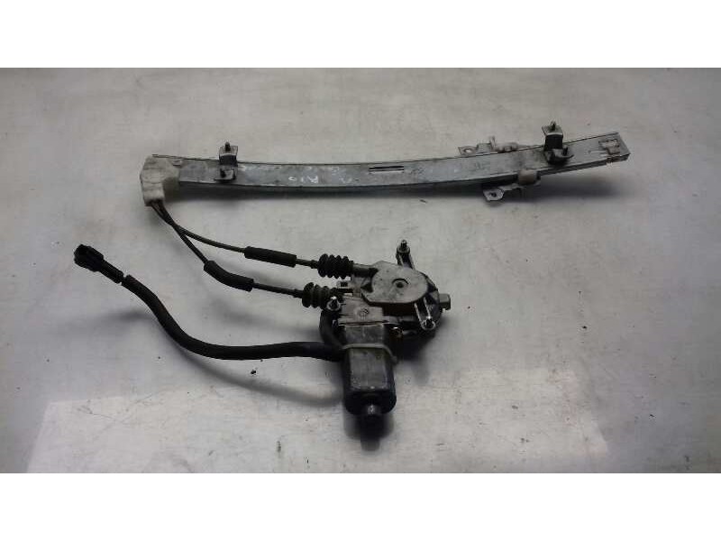 Recambio de elevalunas delantero derecho para kia rio ipanema berlina referencia OEM IAM 824041G010  
