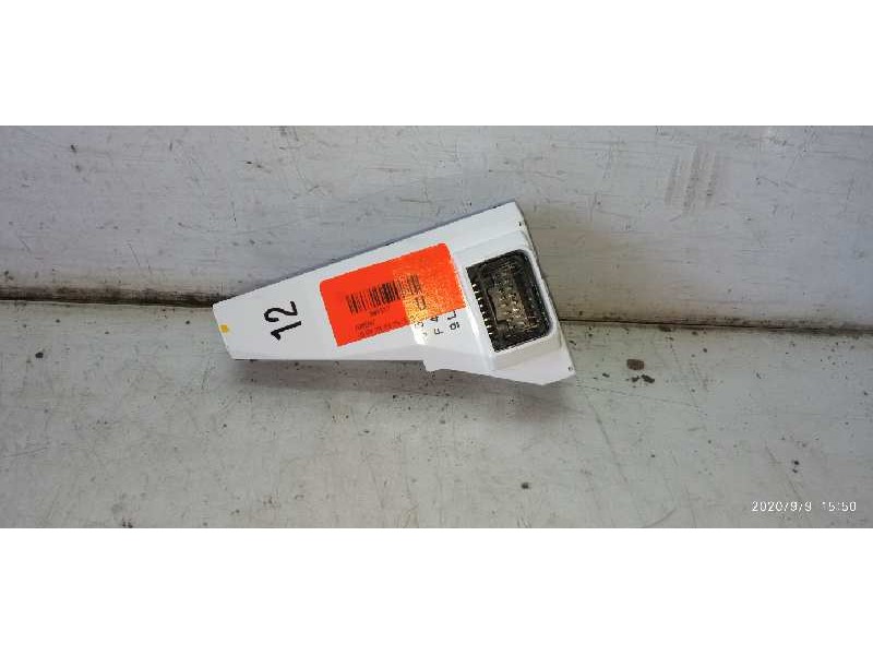 Recambio de mando multifuncion para toyota c-hr referencia OEM IAM 700552 700552 