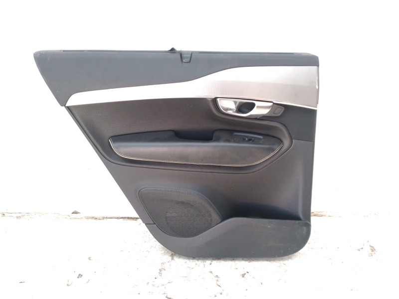 Recambio de guarnecido puerta trasera izquierda para volvo xc90 2.0 turbo cat referencia OEM IAM 39828102  