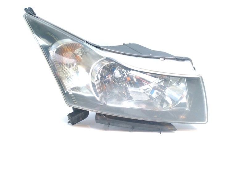Recambio de faro derecho para chevrolet cruze referencia OEM IAM 96828235 95956272 