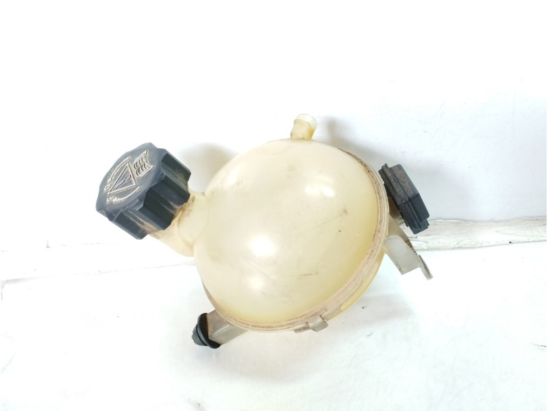 Recambio de deposito expansion para peugeot 307 (s1) xs referencia OEM IAM 132328  