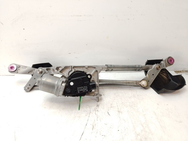 Recambio de motor limpia delantero para toyota yaris 1.0 cat referencia OEM IAM 85110K0120  