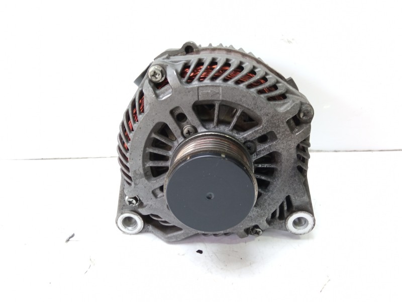 Recambio de alternador para citroën berlingo station wagon 1.6 16v hdi referencia OEM IAM A004TJ0084C  