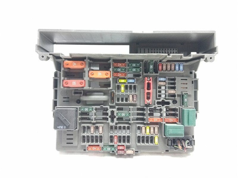 Recambio de caja reles / fusibles para bmw serie 3 berlina (e90) 320d referencia OEM IAM 911944603 59205221030101 