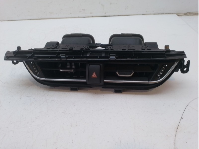 Recambio de rejilla aireadora para toyota c-hr referencia OEM IAM 55961F4010C0  