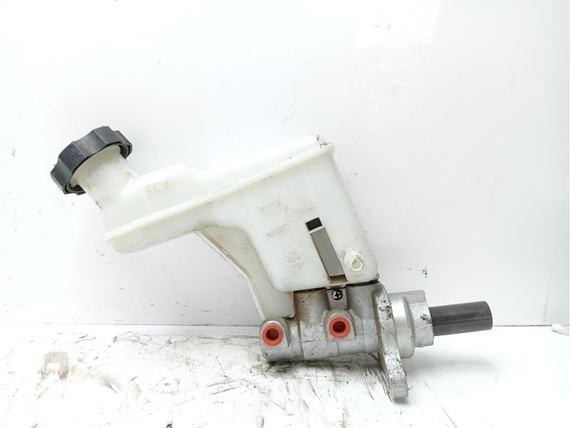 Recambio de bomba freno para kia sportage emotion 4x4 referencia OEM IAM 585102S201  