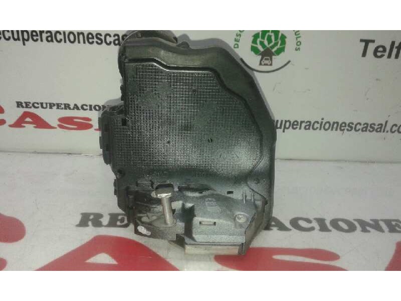 Recambio de cerradura puerta trasera izquierda para toyota auris ts referencia OEM IAM A046693  