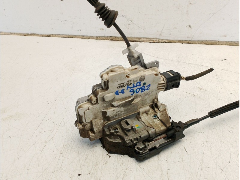 Recambio de cerradura puerta delantera derecha para volkswagen passat b6 (3c2) 2.0 tdi referencia OEM IAM 3C1837016A  
