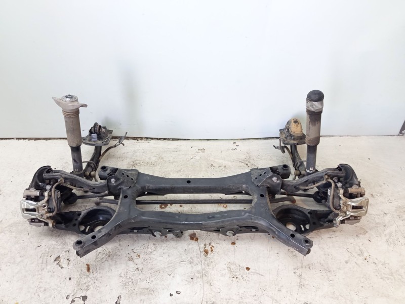 Recambio de puente trasero para toyota c-hr referencia OEM IAM 51206F4013 42304F4031 42305F4031