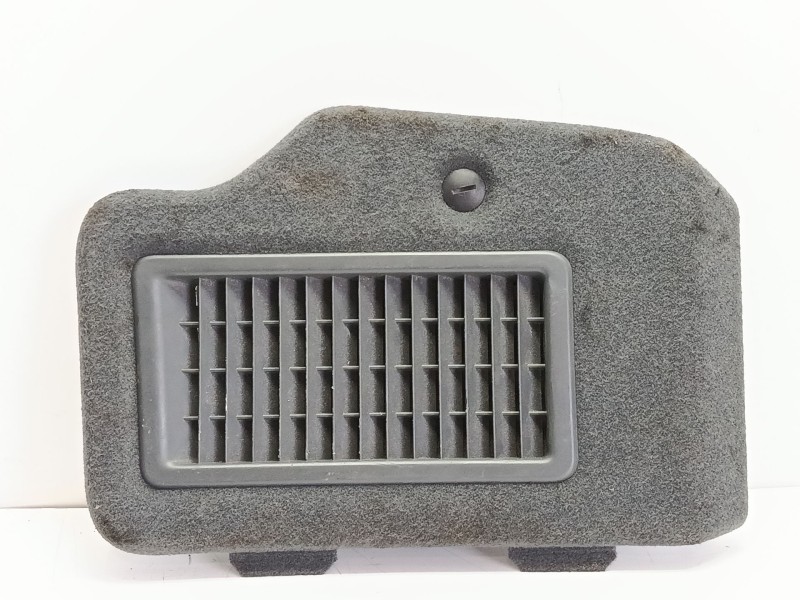 Recambio de molduras traseras para land rover discovery sport (l550) 2.0 d 4x4 referencia OEM IAM LR074788  